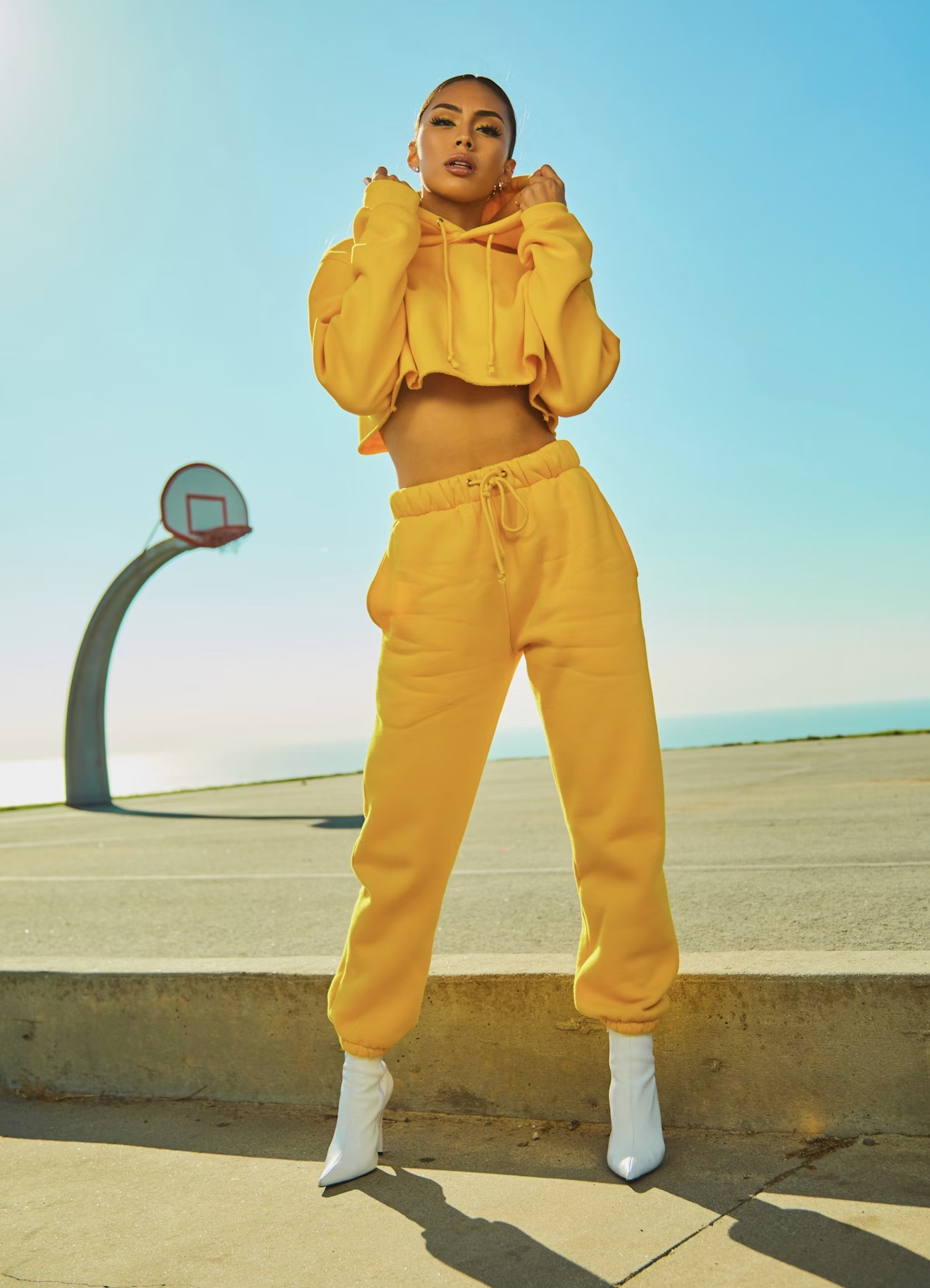 2024 Fashion Trends: Must-Have Pieces Shaping a Bold Future